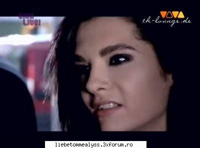 emo style imi place dar tot mai mult imi place stilul lui bill tom &nbsp;